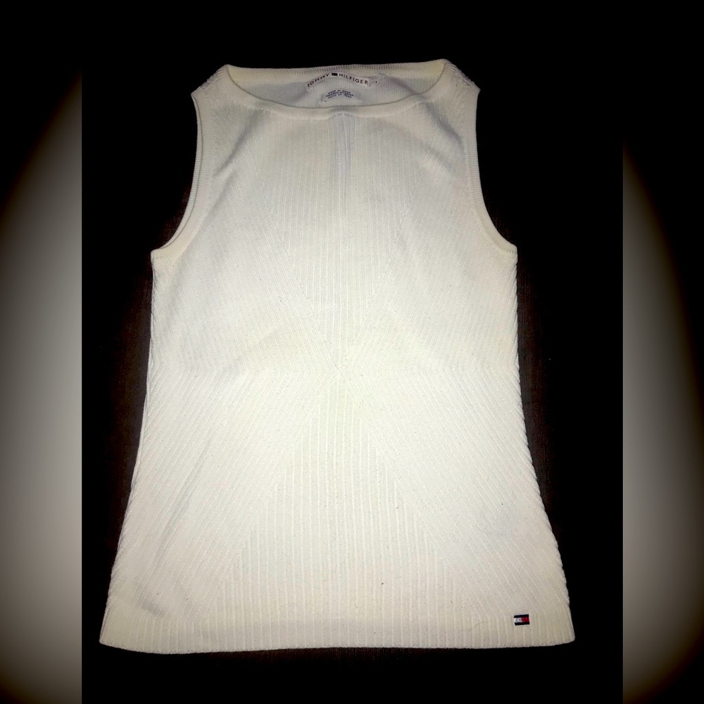 Sweater vest